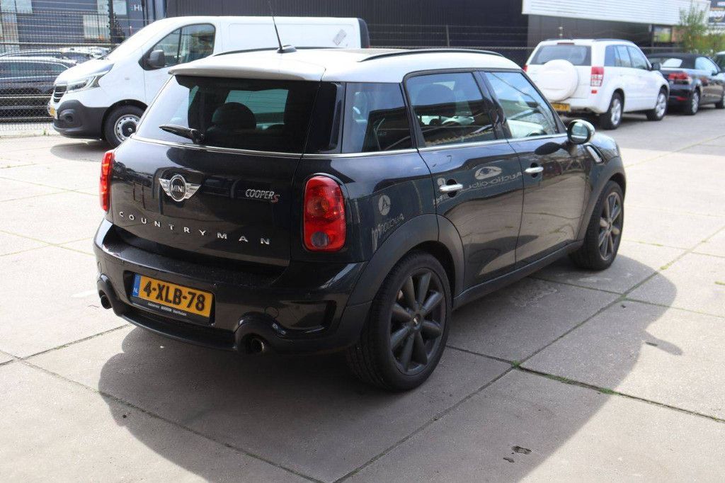 Passenger car MINI Cooper S Petrol 191 hp 2014
