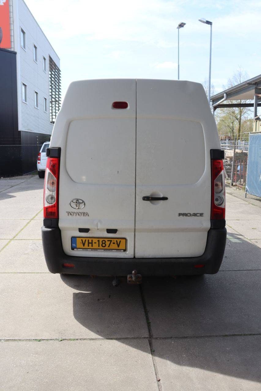Toyota Proace Diesel Van 163hp 2014