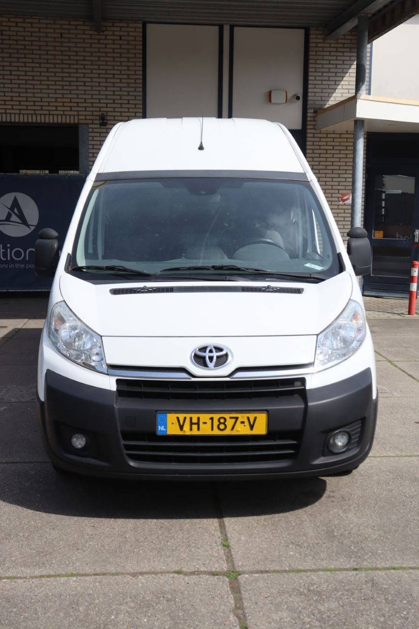 Toyota Proace Diesel Van 163hp 2014