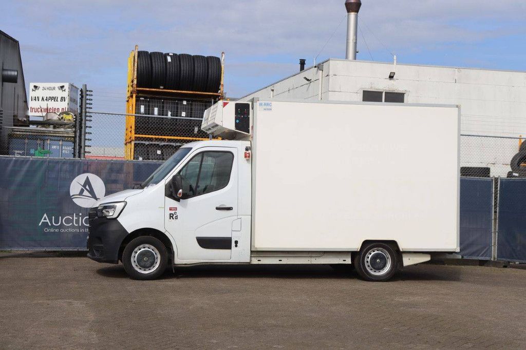 Refrigerated van Renault Master Diesel 145hp 2020