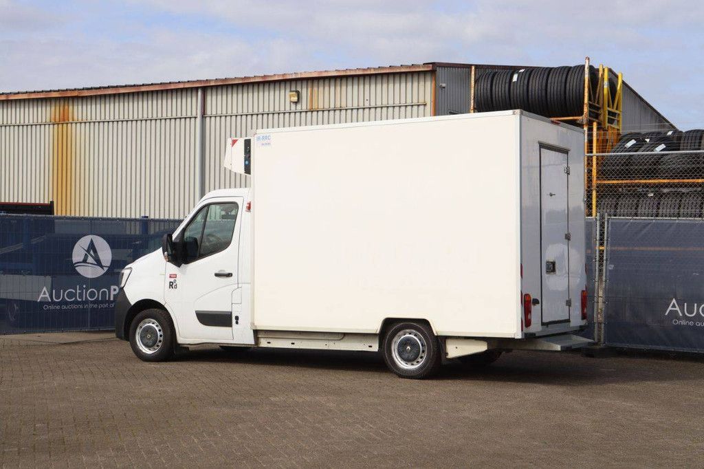 Refrigerated van Renault Master Diesel 145hp 2020