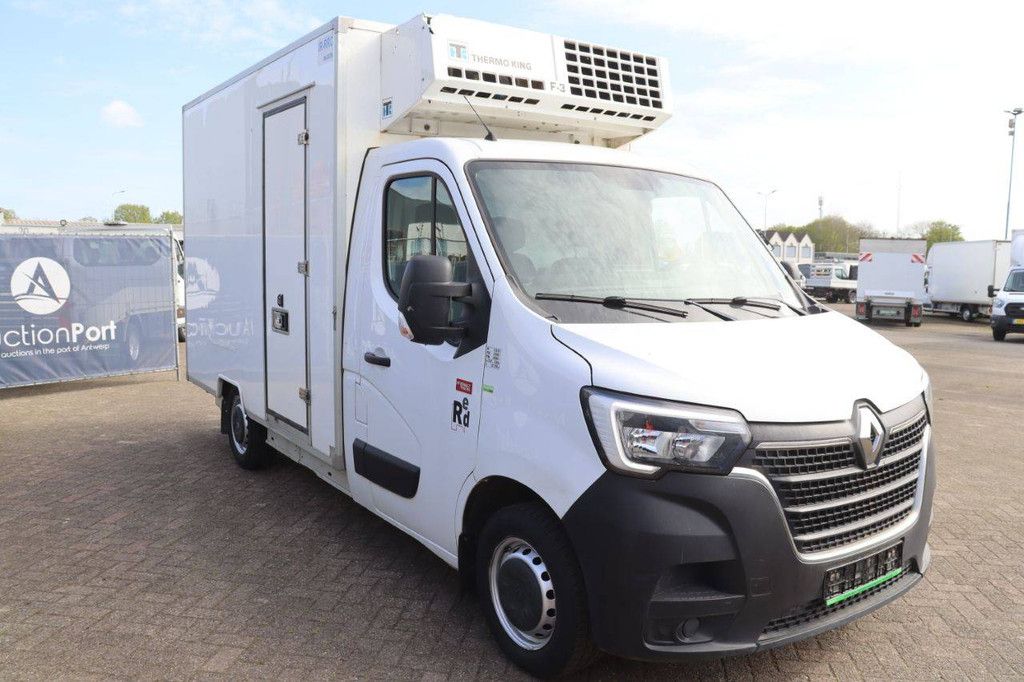 Refrigerated van Renault Master Diesel 145hp 2020