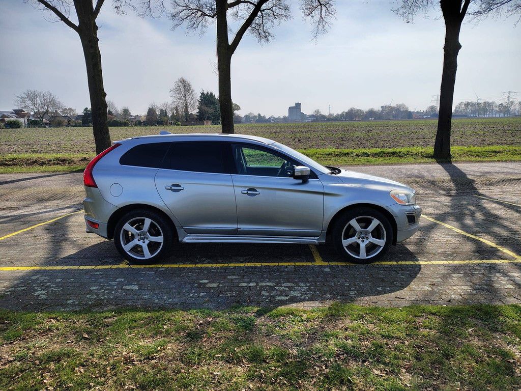 SUV Volvo XC60 D5 2.4L Diesel 215 PS 2012