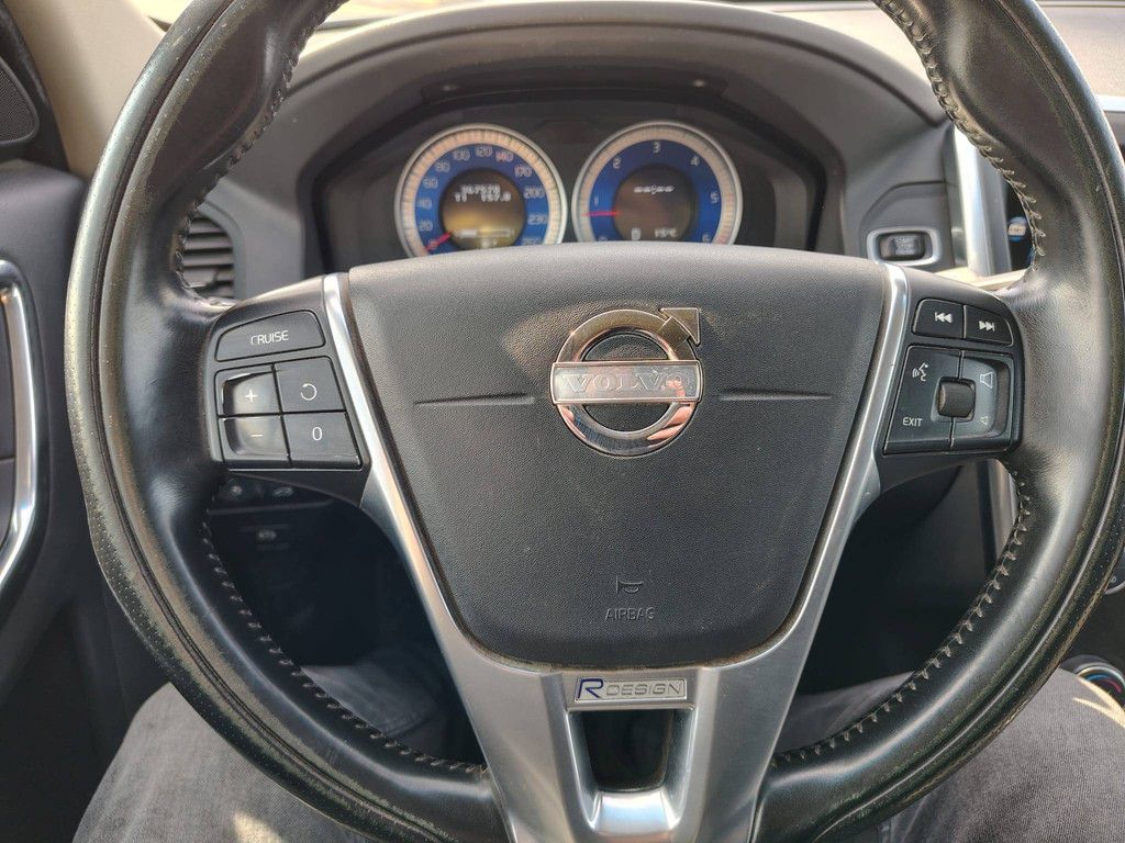 SUV Volvo XC60 D5 2.4L Diesel 215 PS 2012