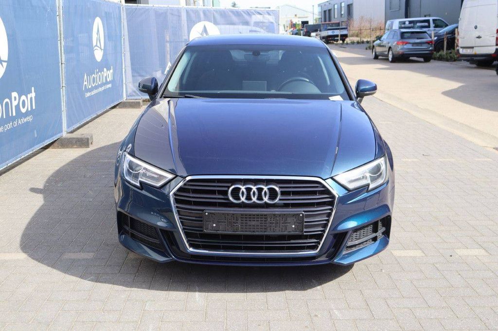 Passenger car Audi A3 Diesel 110hp 2017