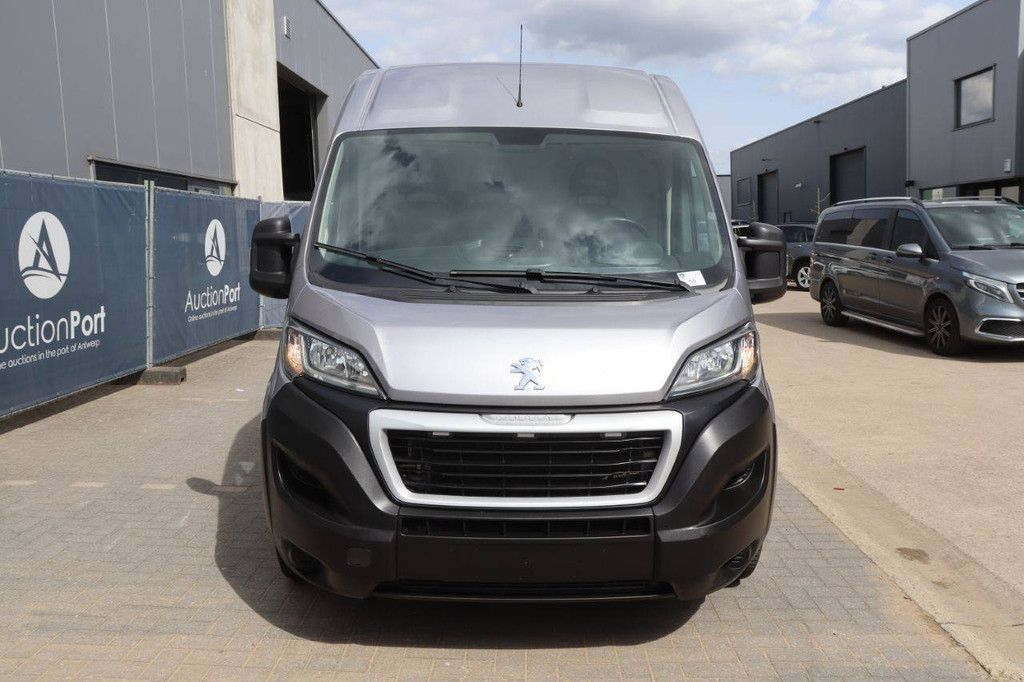 Peugeot Boxer Diesel Van 164hp 2020