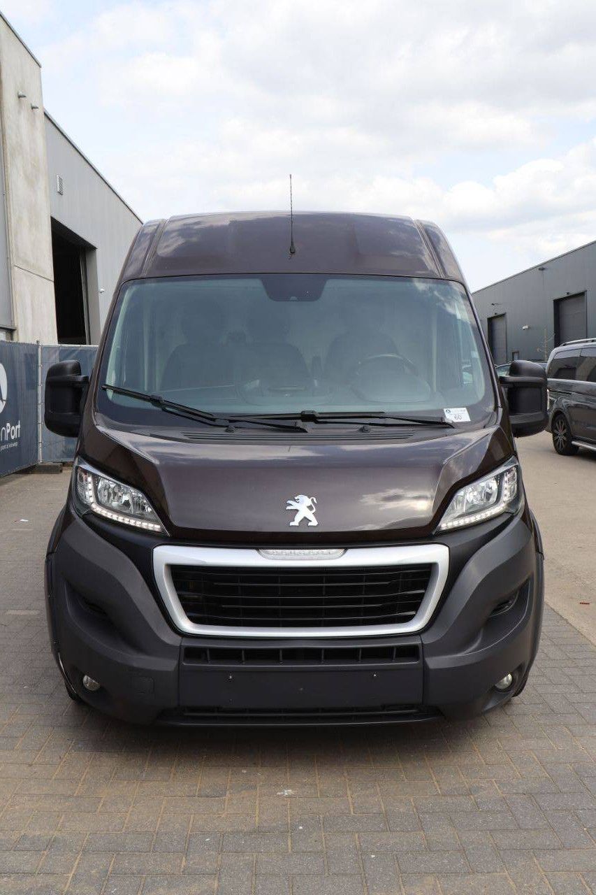 Peugeot Boxer Diesel Van 130 PS 2016