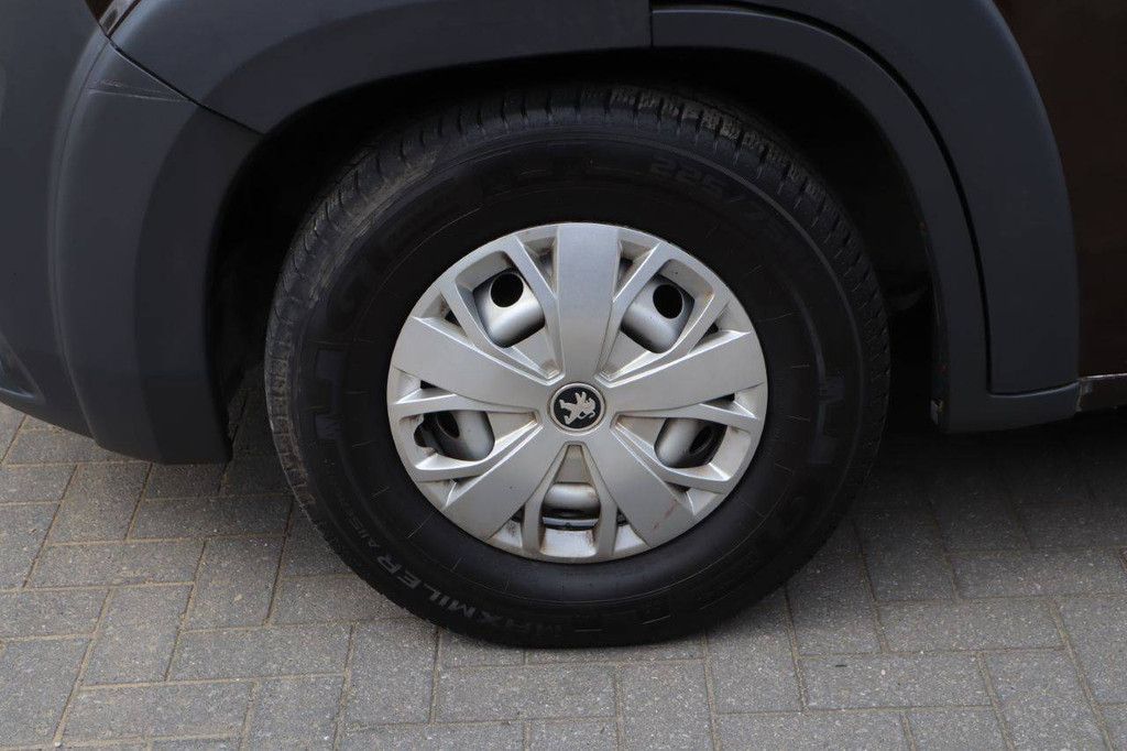 Peugeot Boxer Diesel Van 130 PS 2016