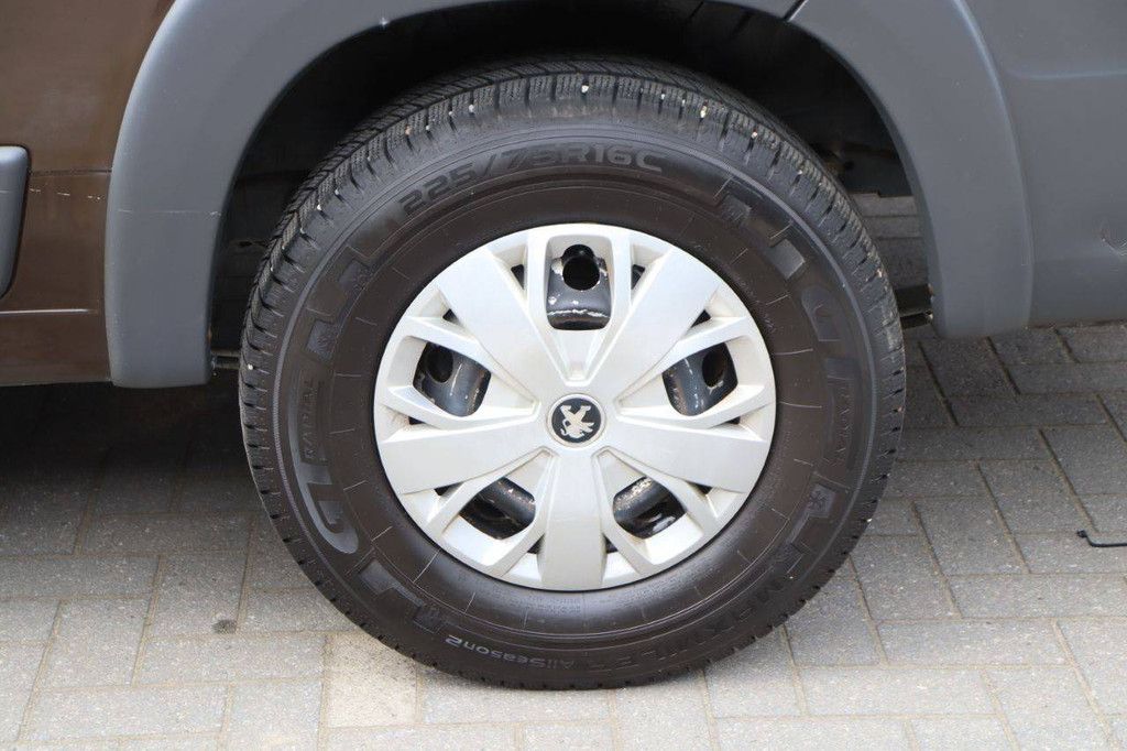 Peugeot Boxer Diesel Van 130 PS 2016