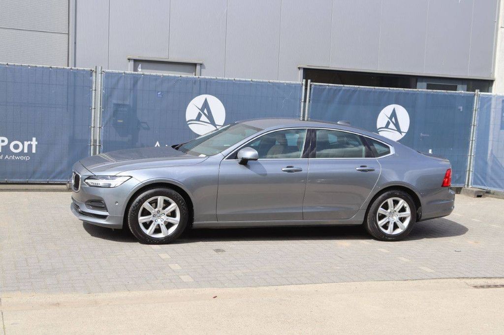 Pkw Volvo S90 Diesel 149 PS 2017