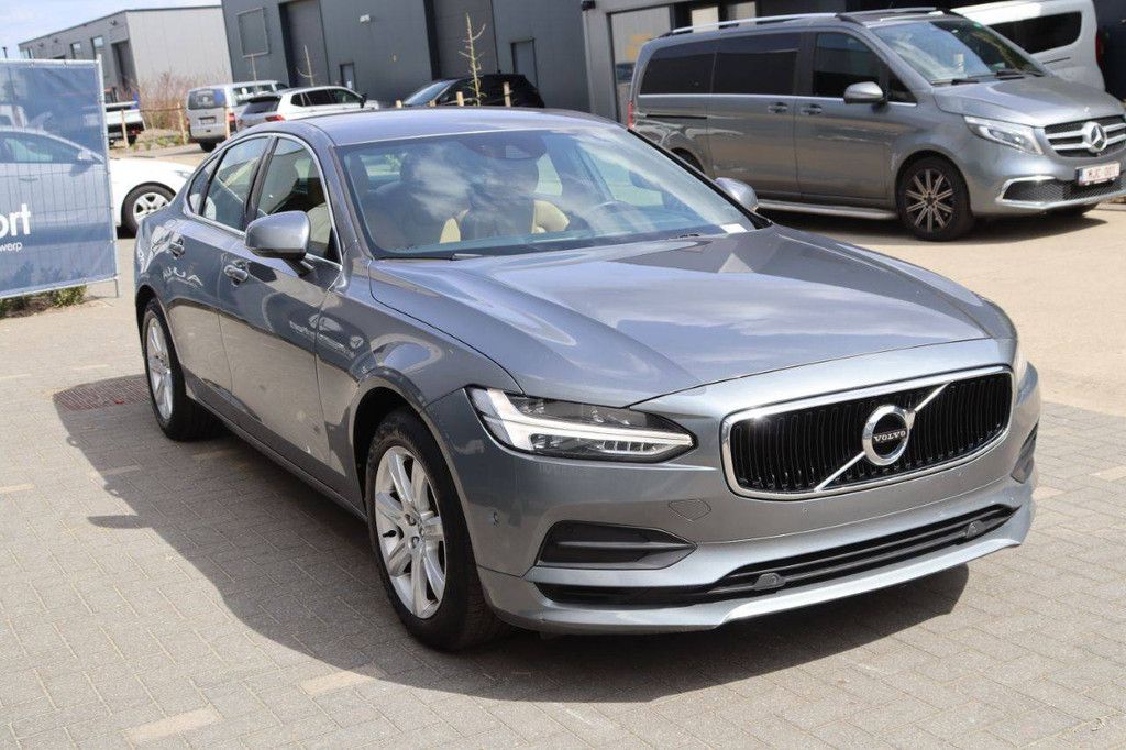 Pkw Volvo S90 Diesel 149 PS 2017