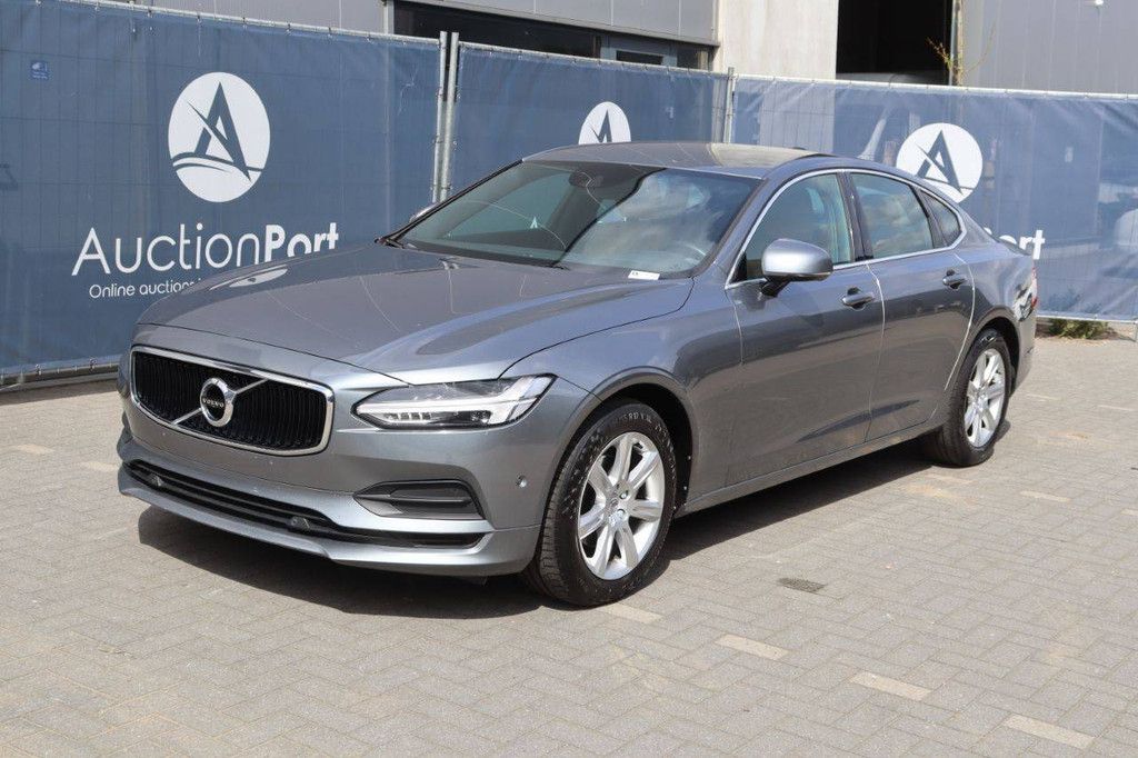 Pkw Volvo S90 Diesel 149 PS 2017