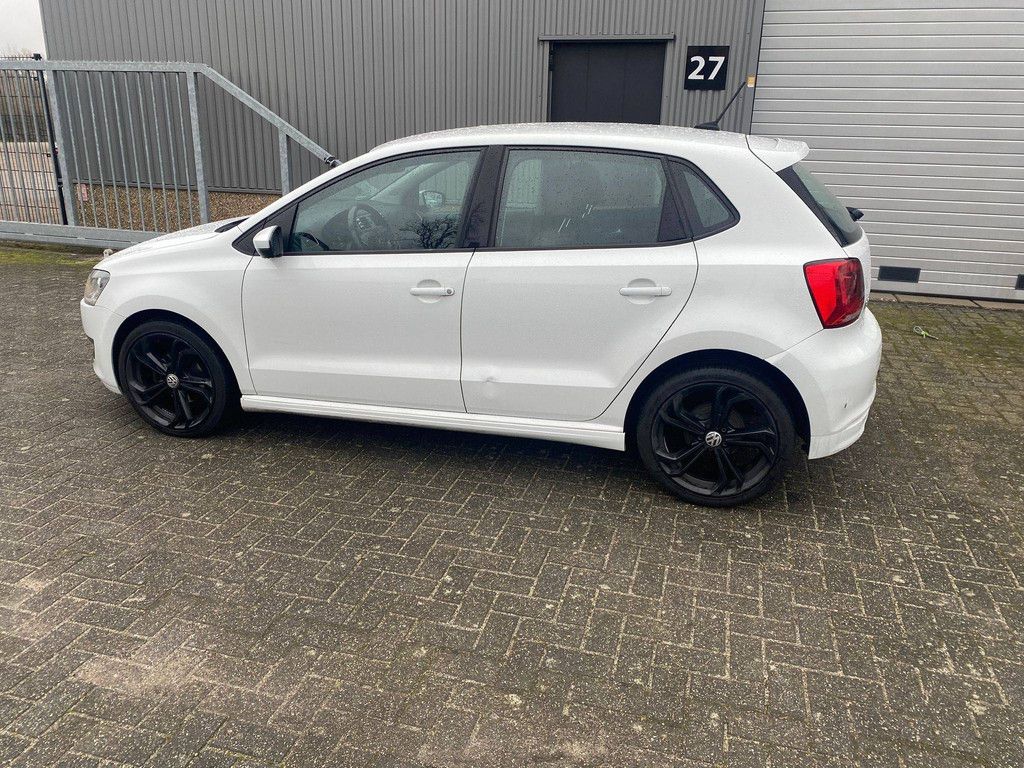 Passenger car Volkswagen Polo Bluemotion Diesel 75hp 2015 (Margin)