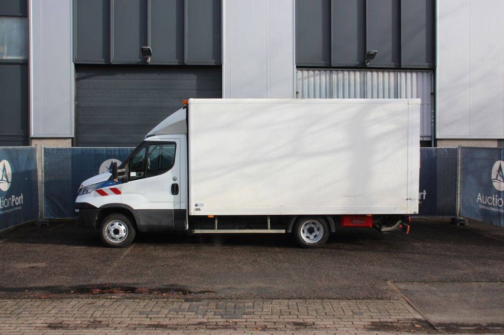 Iveco Daily 35C14G CNG 100kW van 2018