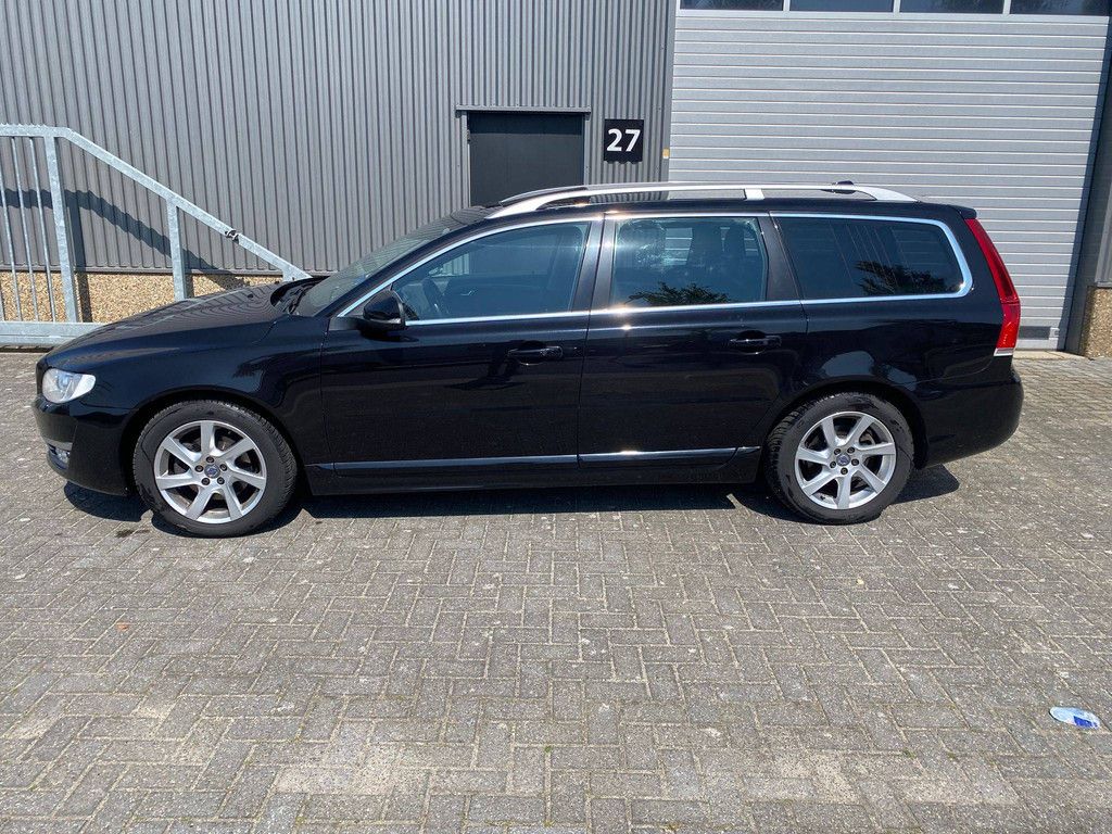 Pkw Volvo V70 2.0 Diesel 180 PS 2016