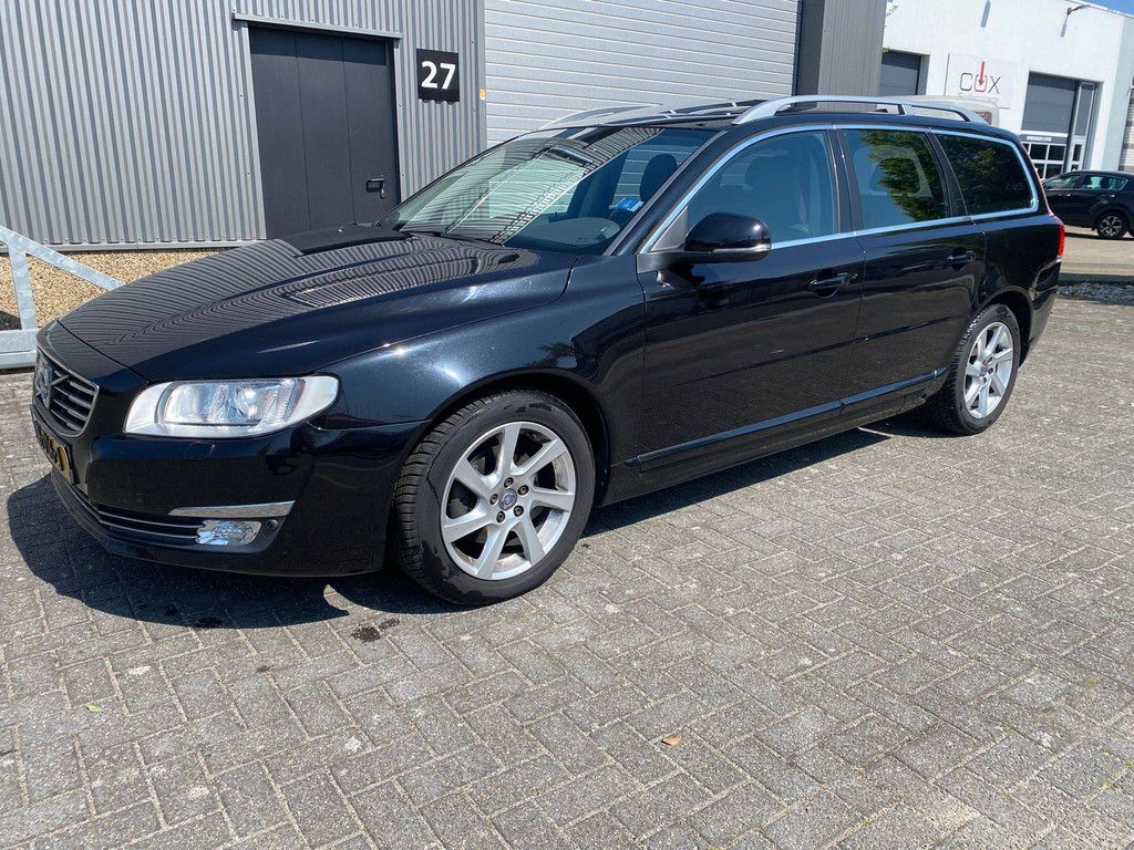 Pkw Volvo V70 2.0 Diesel 180 PS 2016