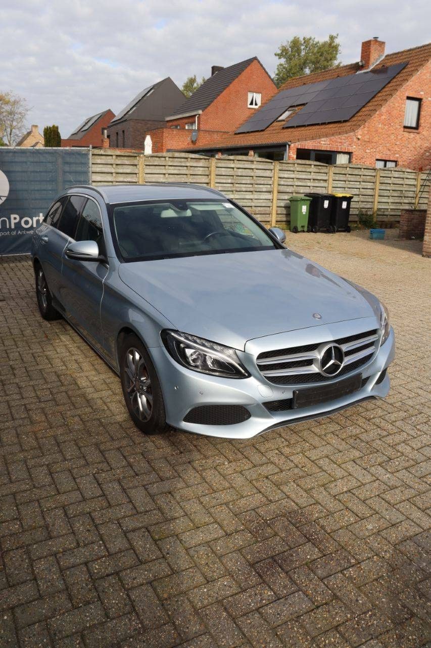 Passenger car Mercedes-Benz C 200 d Diesel 136 hp 2016