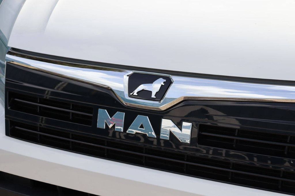 MAN TGE 3.180 Diesel 130kW Van 2022