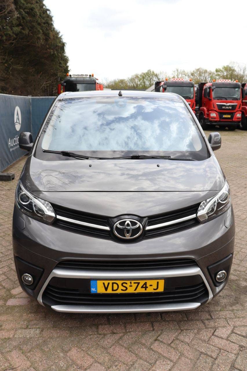 Toyota Proace Diesel Van 177hp 2019