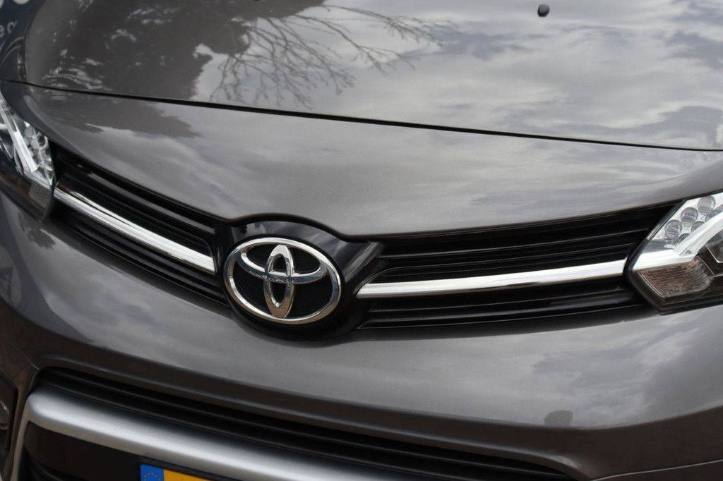 Toyota Proace Diesel Van 177hp 2019