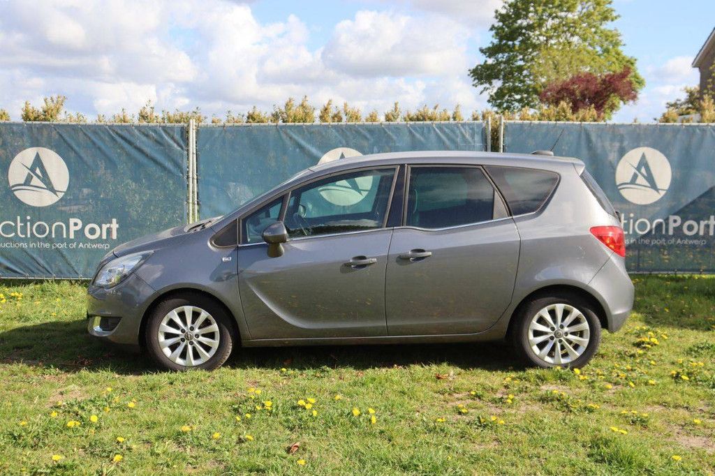 Personenauto Opel Meriva Benzine 120pk 2015
