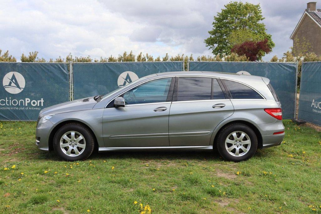 Pkw Mercedes-Benz R 350 CDI 4MATIC Diesel 266 PS 2012