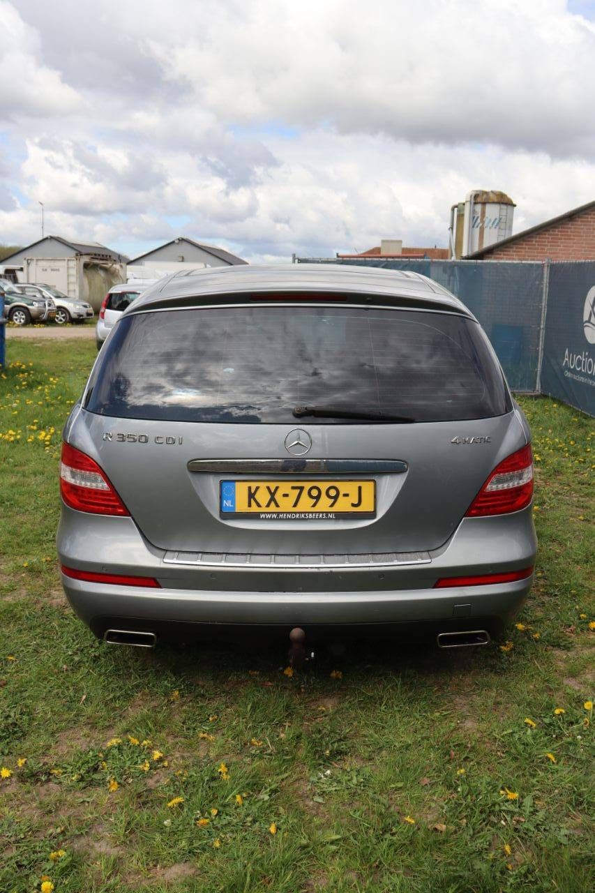 Pkw Mercedes-Benz R 350 CDI 4MATIC Diesel 266 PS 2012