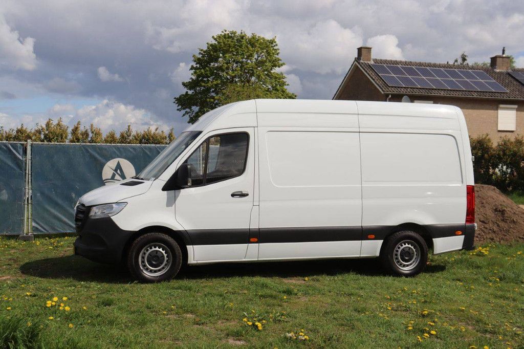 Mercedes-Benz Sprinter Diesel Van 150hp 2023