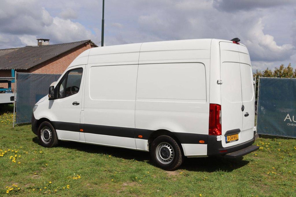 Mercedes-Benz Sprinter Diesel Van 150hp 2023