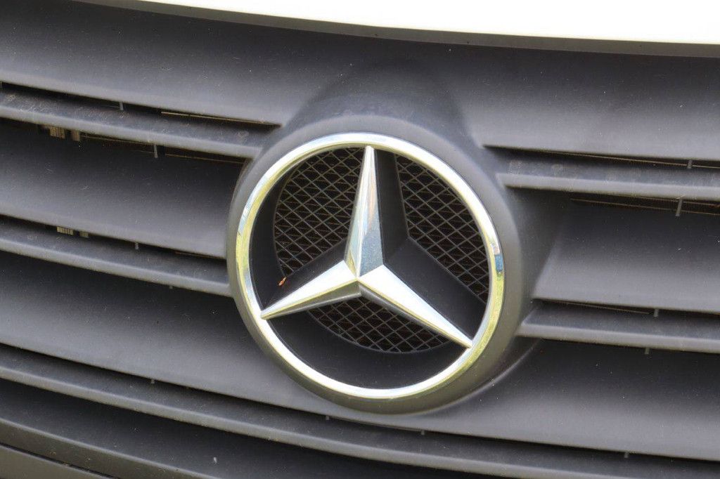 Mercedes-Benz Sprinter Diesel Van 150hp 2023