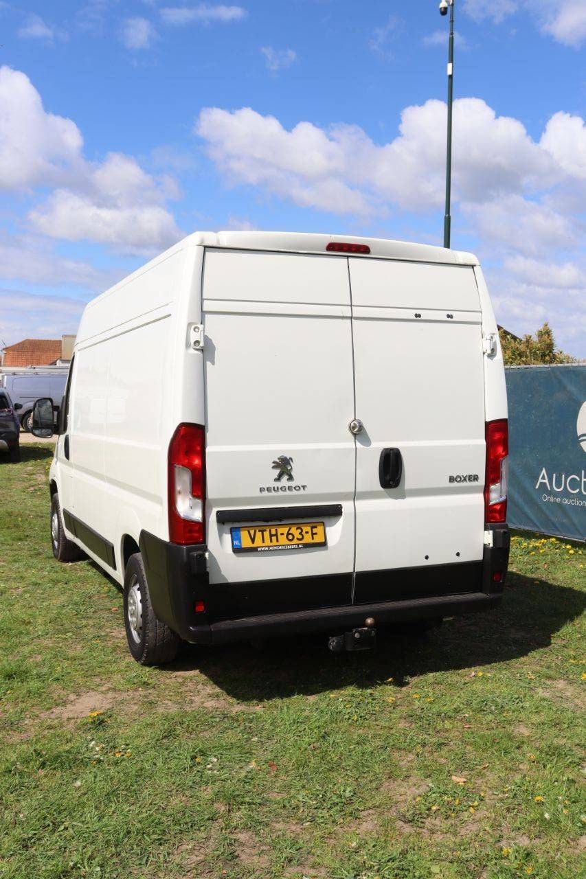 Peugeot Boxer Diesel Van 131hp 2018