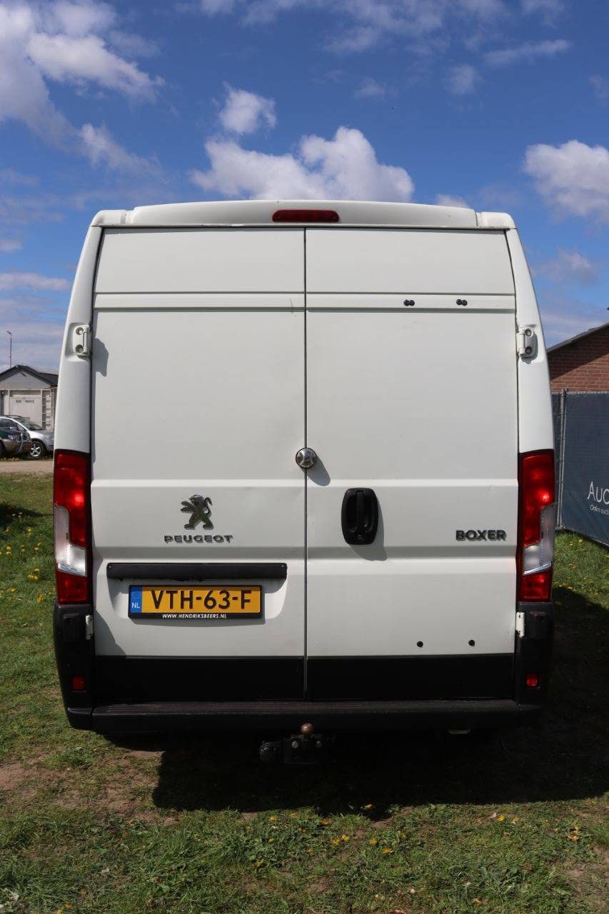 Peugeot Boxer Diesel Van 131hp 2018