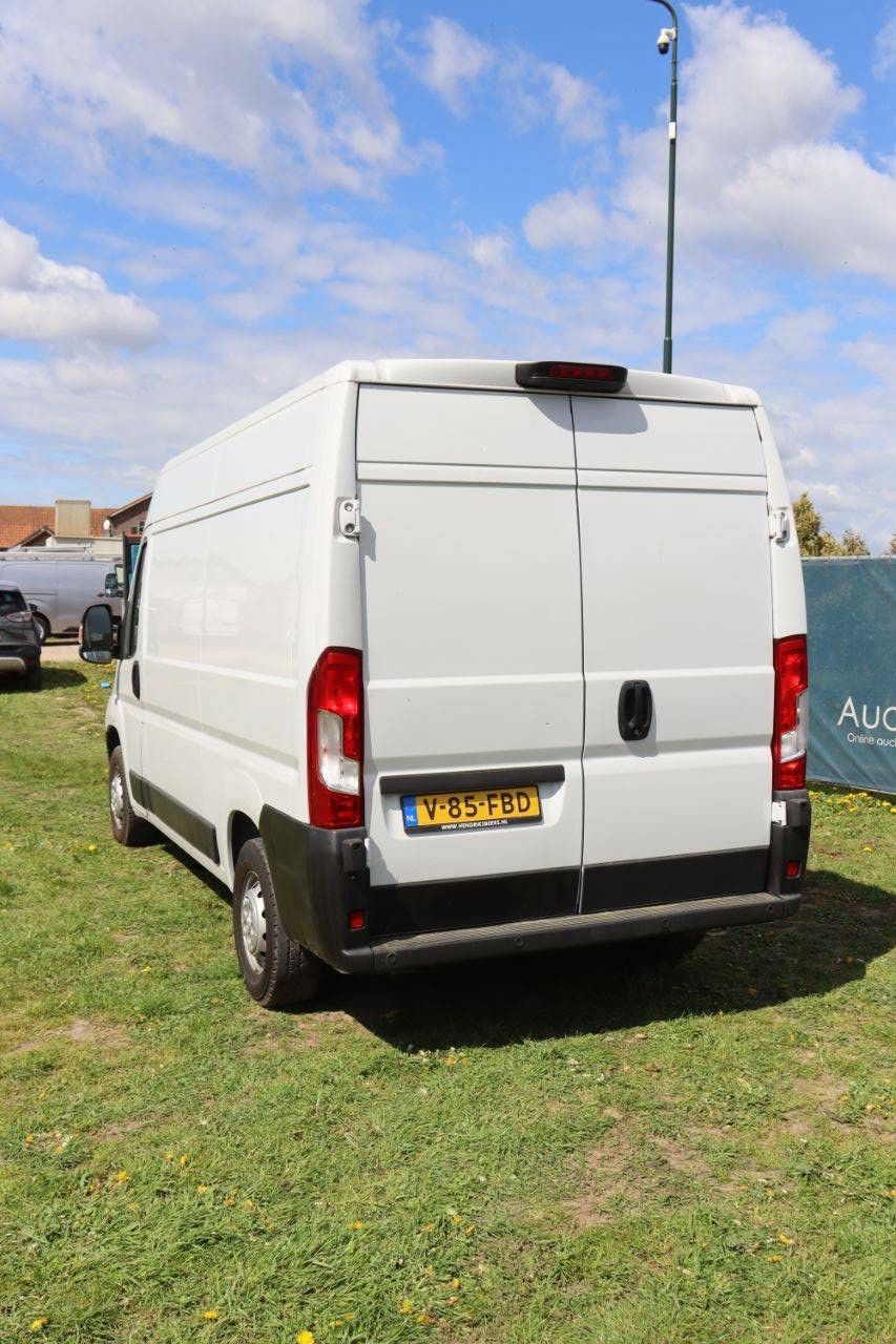 Peugeot Boxer Diesel 120 PS Van 2021