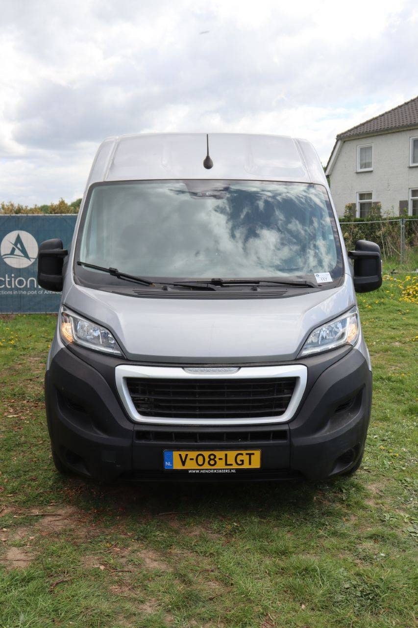 Peugeot Boxer Diesel 140hp Van 2022
