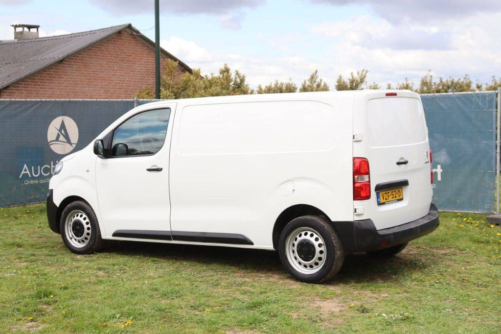 Citroën Jumpy Diesel Van 123hp 2021