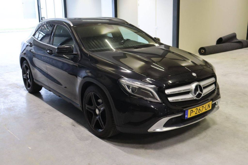 SUV Mercedes-Benz GLA 200 Edition 1 Petrol 157hp 2014 (Margin)