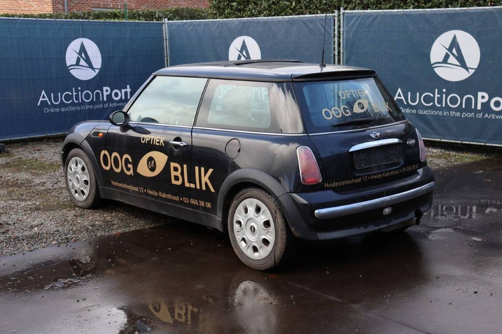 Passenger car MINI Cooper Petrol 115hp 2003