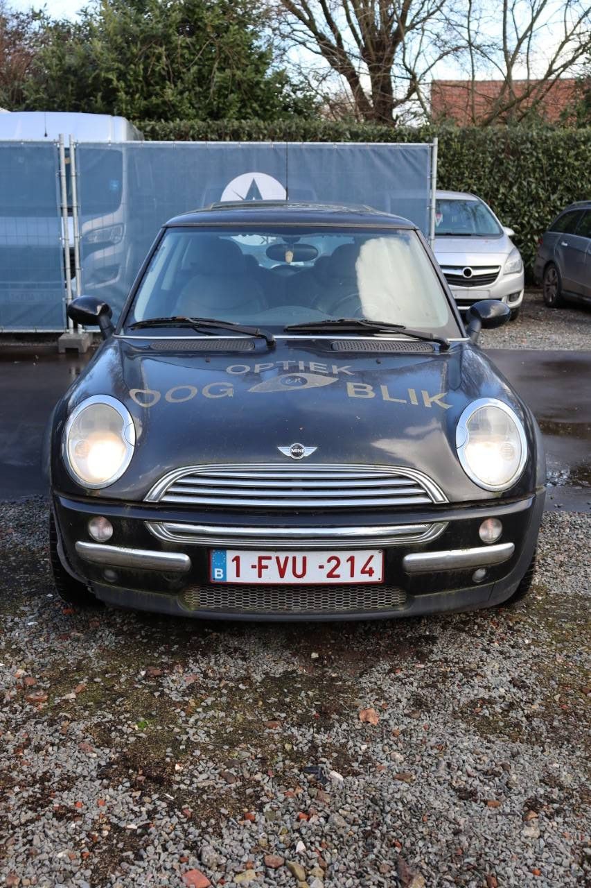 Passenger car MINI Cooper Petrol 115hp 2003