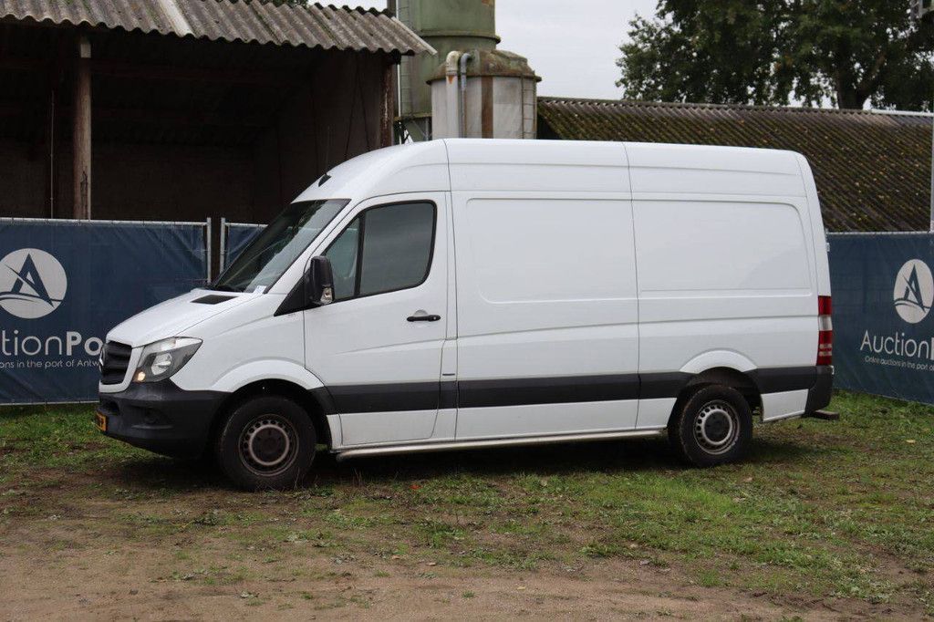 Mercedes-Benz Sprinter 210 CDI Diesel 95 PS Van 2016