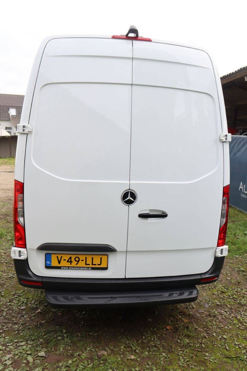 Mercedes-Benz Sprinter Diesel Van 150hp 2022