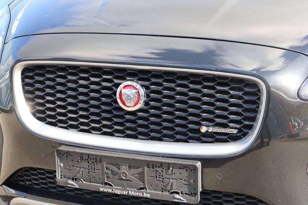 SUV Jaguar E-Pace Diesel 150 PS 2019 (Margin)