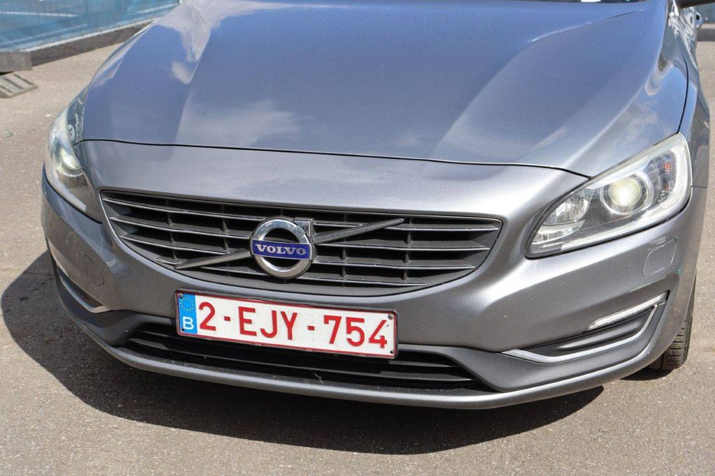 Pkw Volvo V60 Plug-in-Hybrid Diesel 163 PS 2016 (Margin)