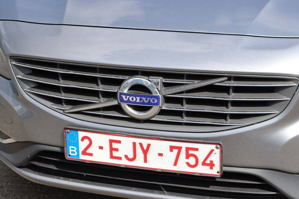 Pkw Volvo V60 Plug-in-Hybrid Diesel 163 PS 2016 (Margin)