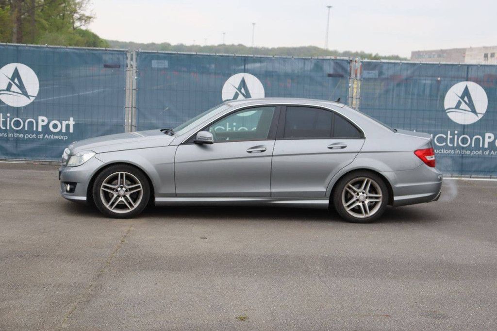 Passenger car Mercedes-Benz C-Class Diesel 120hp 2013 (Margin)