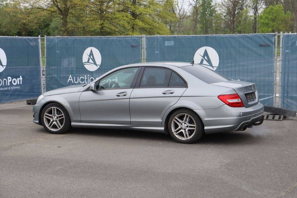 Passenger car Mercedes-Benz C-Class Diesel 120hp 2013 (Margin)