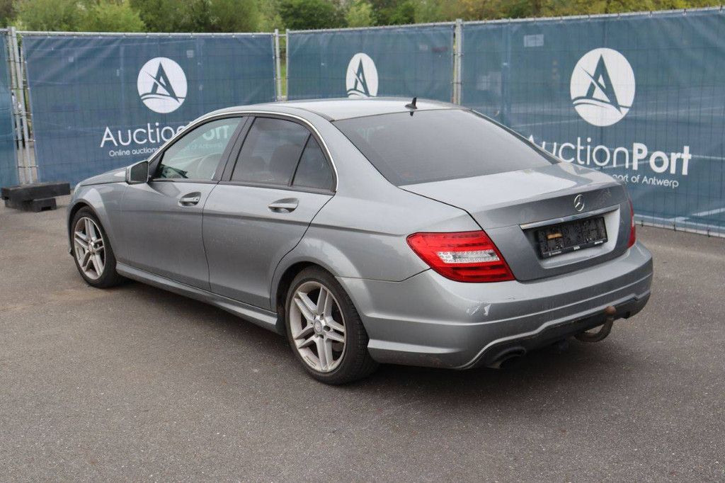 Passenger car Mercedes-Benz C-Class Diesel 120hp 2013 (Margin)