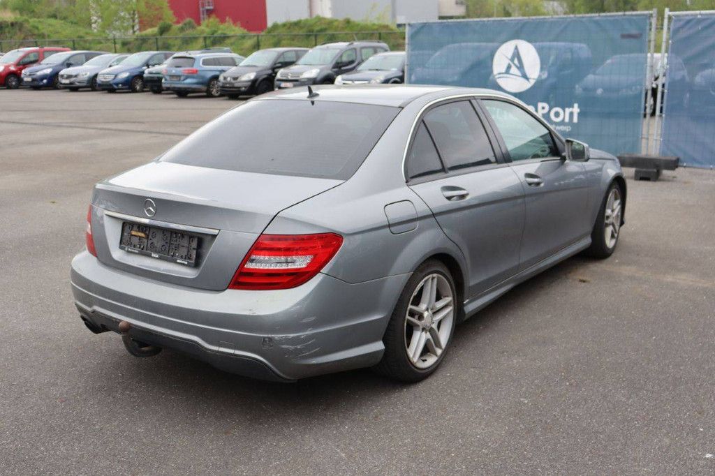 Passenger car Mercedes-Benz C-Class Diesel 120hp 2013 (Margin)