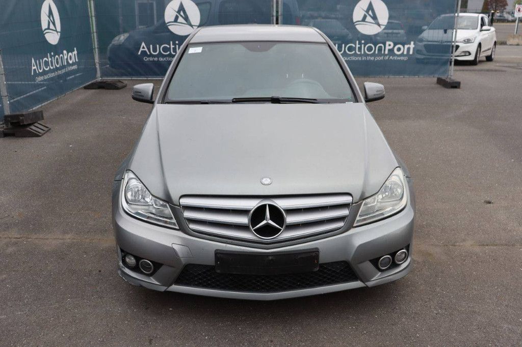 Passenger car Mercedes-Benz C-Class Diesel 120hp 2013 (Margin)