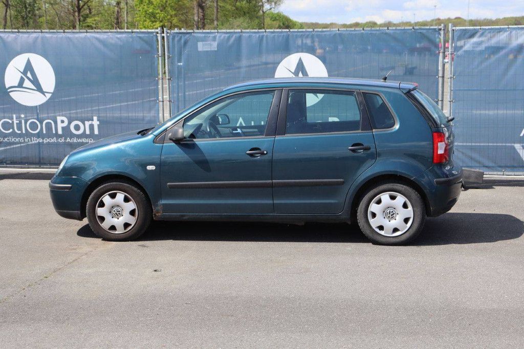 Passenger car Volkswagen Polo Petrol 65hp 2004 (Margin)