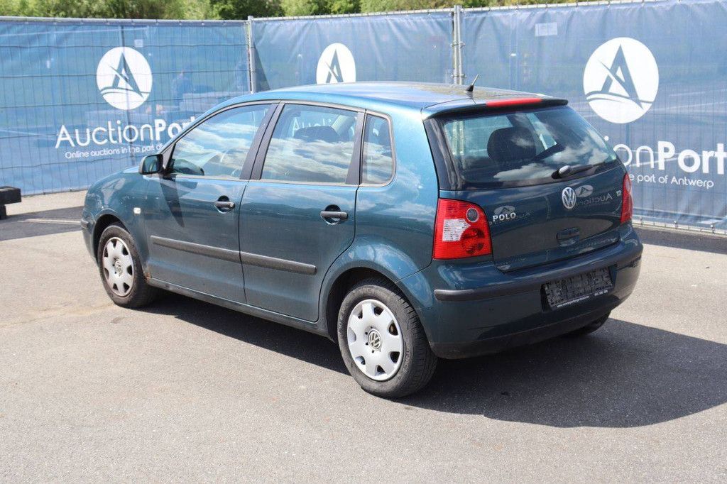 Passenger car Volkswagen Polo Petrol 65hp 2004 (Margin)